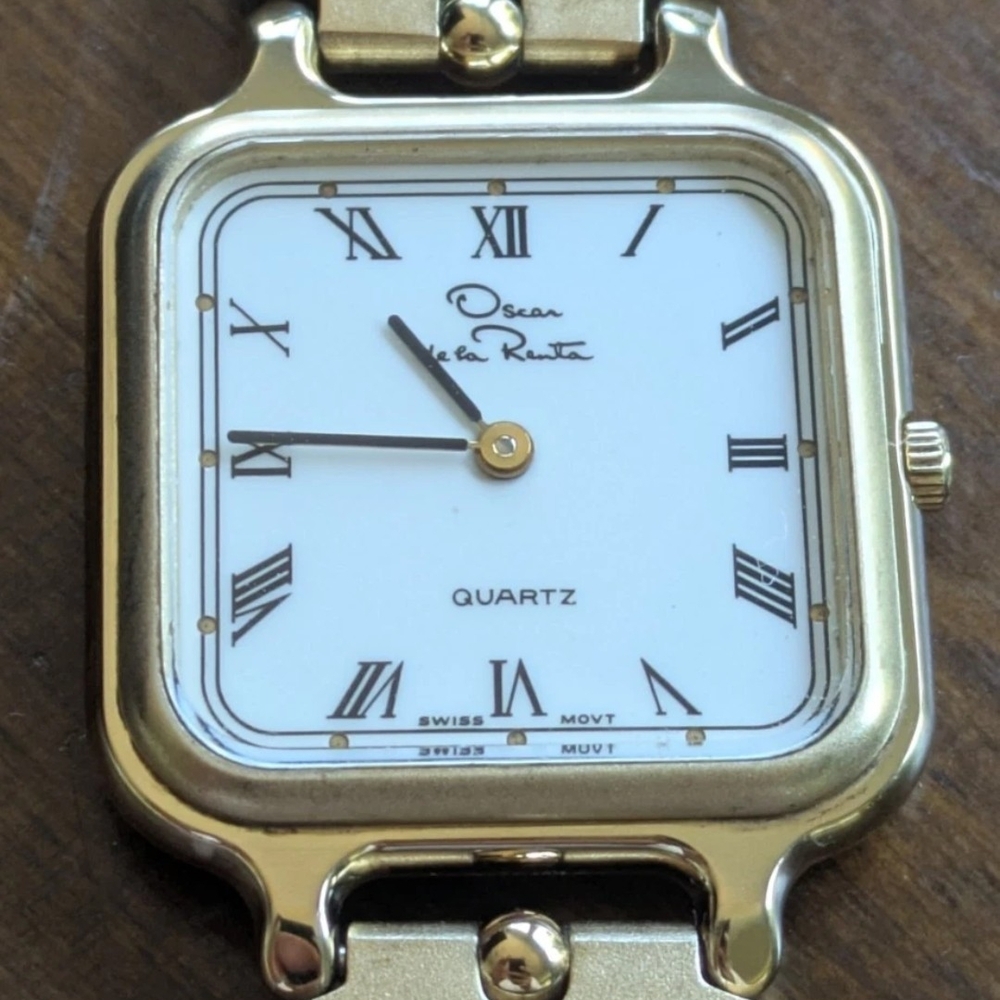 Oscar de la Renta Women's Gold Quartz Watch